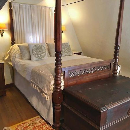 La Petite Maison Бейнак-э-Казенак Экстерьер фото