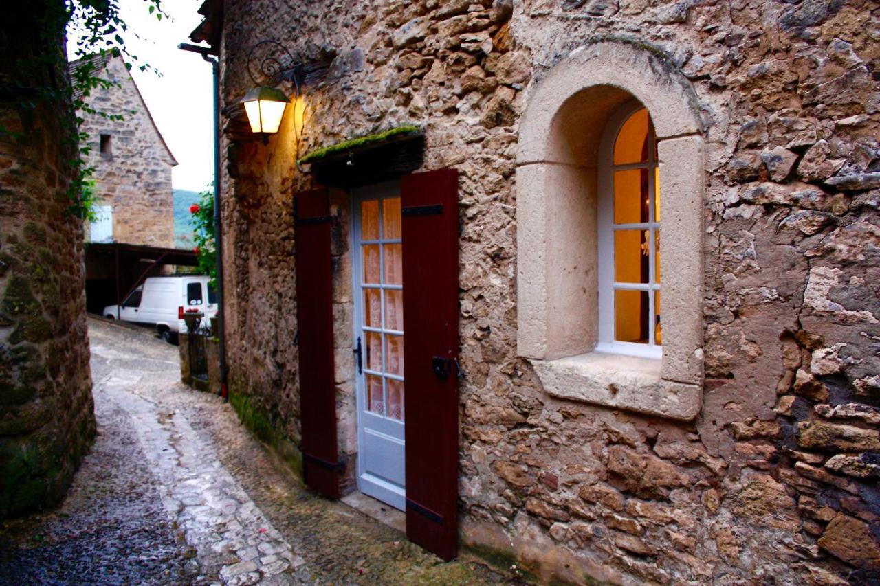 La Petite Maison Бейнак-э-Казенак Экстерьер фото