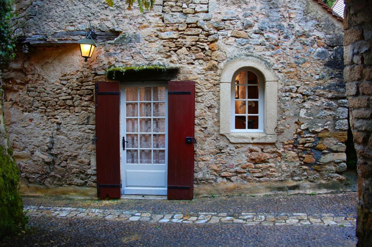 La Petite Maison Бейнак-э-Казенак Экстерьер фото